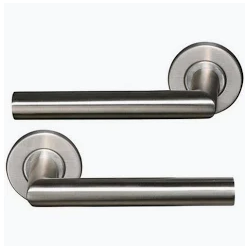 Poignées de porte minimalistes inox ou acier | Alia Nature